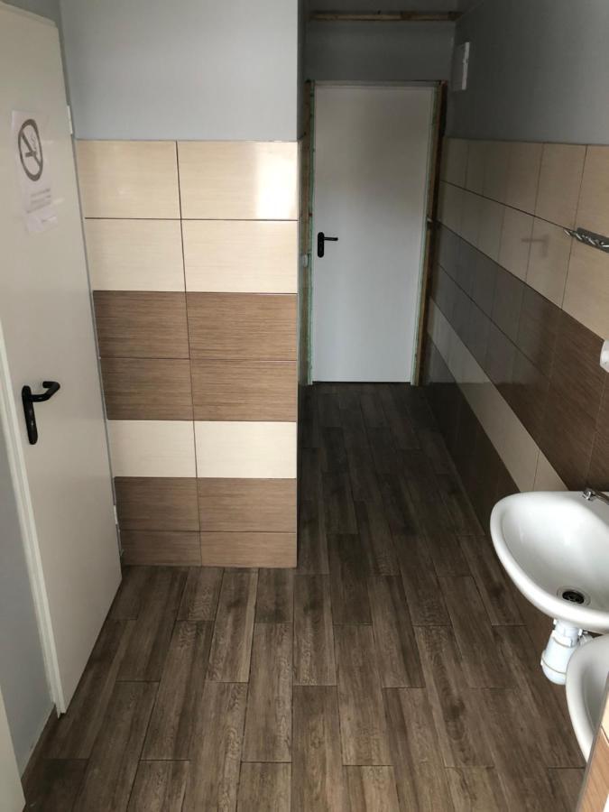 Hostel Laurita 考纳斯 外观 照片