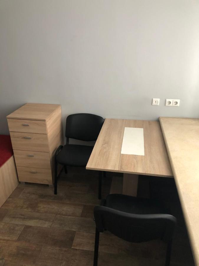 Hostel Laurita 考纳斯 外观 照片